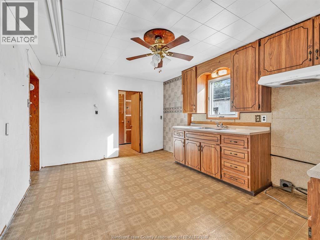 263 Brock Property Photo 11
