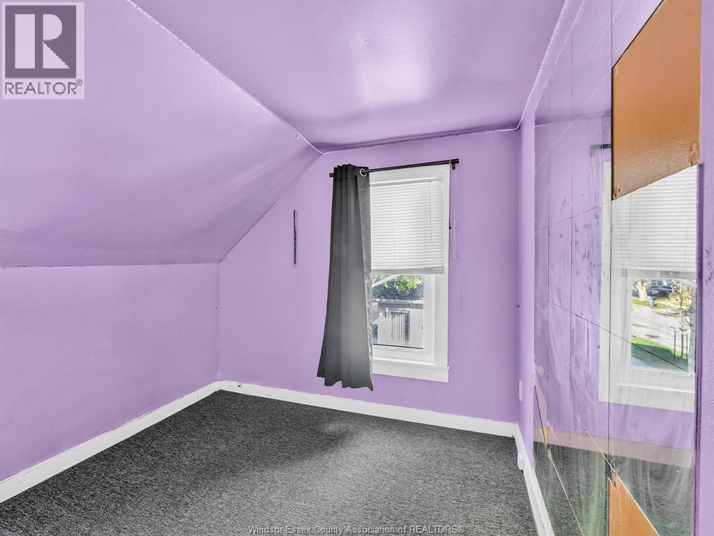 263 Brock Property Photo 22