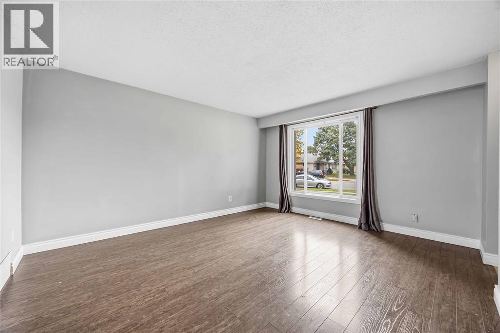 215 Trudeau Drive Unit# 59 Property Photo 6