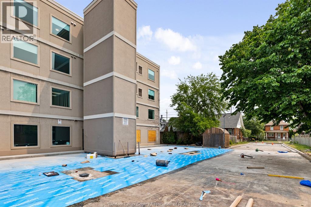 1500 Ouellette Unit# 402 Property Photo 6