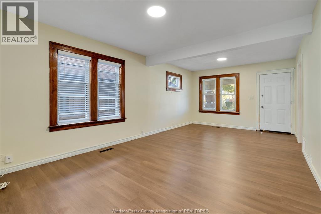1415 Langlois Unit# Main Unit Property Photo 5