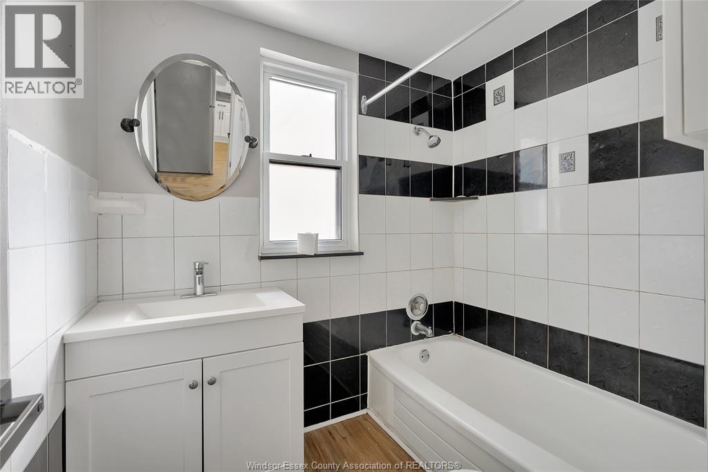 1415 Langlois Unit# Main Unit Property Photo 16