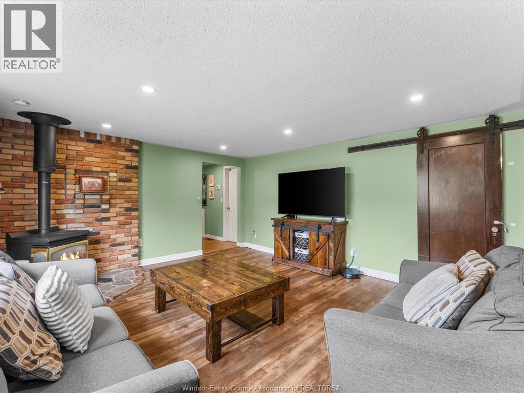 2798 South Talbot Road Property Photo 6