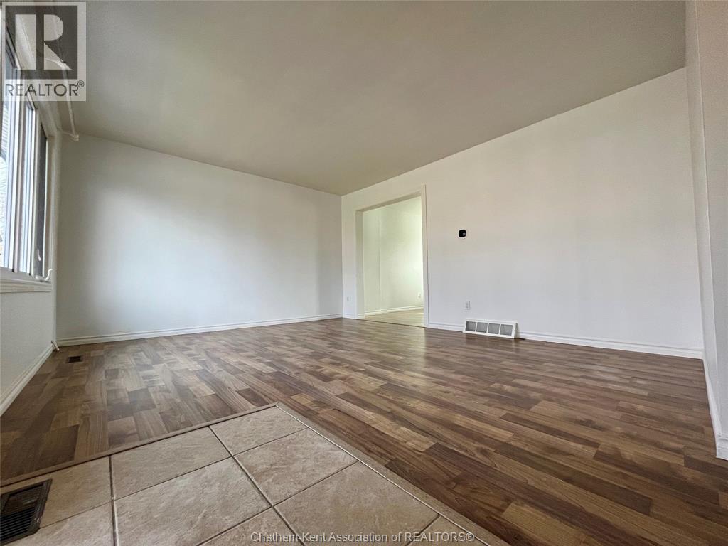 12 Athlone Court Property Photo 4