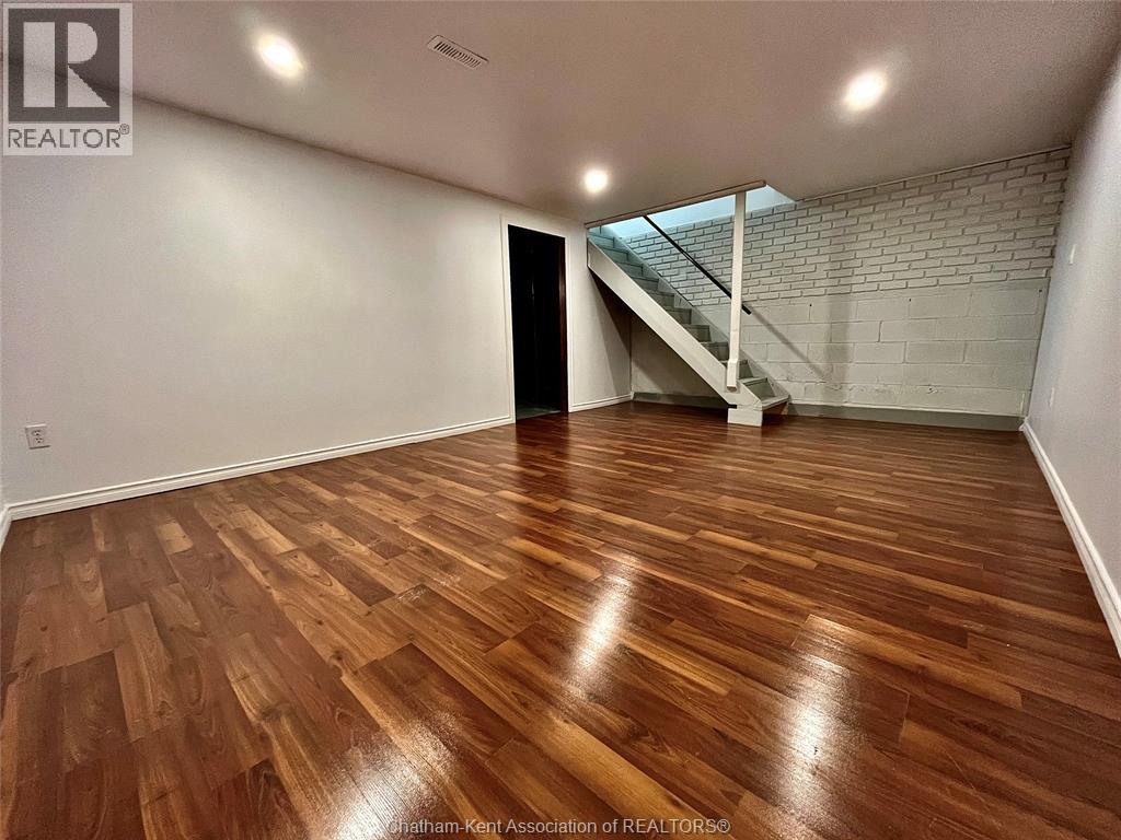 12 Athlone Court Property Photo 23