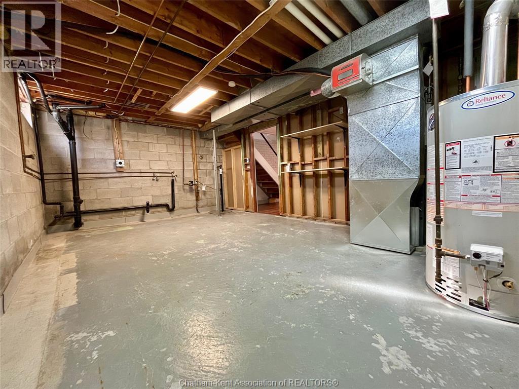 12 Athlone Court Property Photo 24