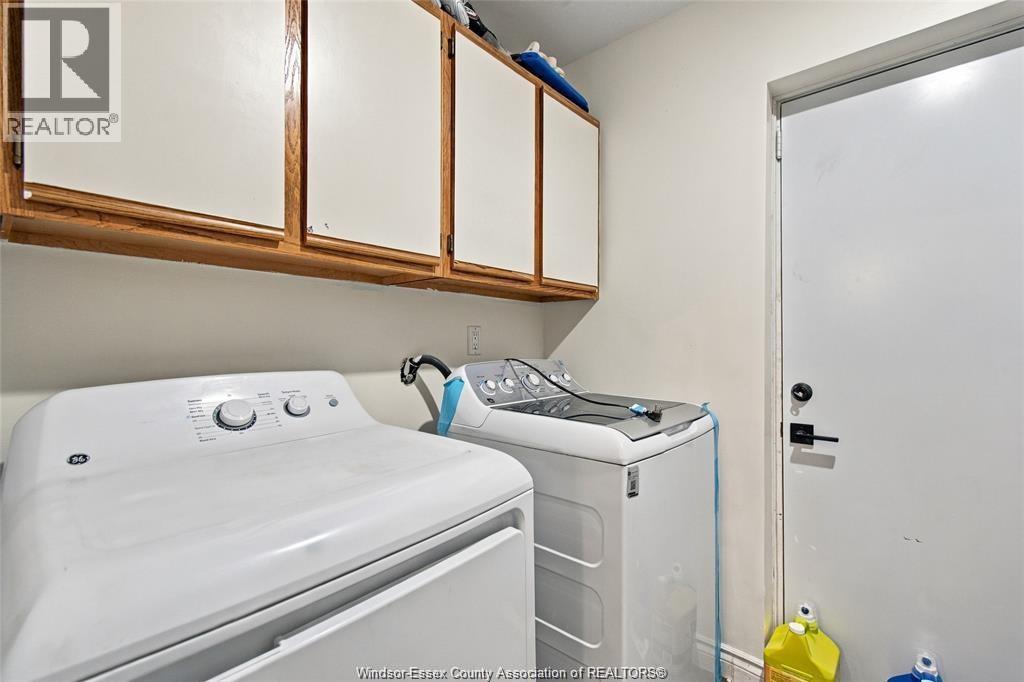 2920 Strawberry Drive Property Photo 28