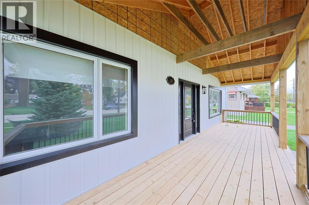 281 Hill Street Property Photo 5