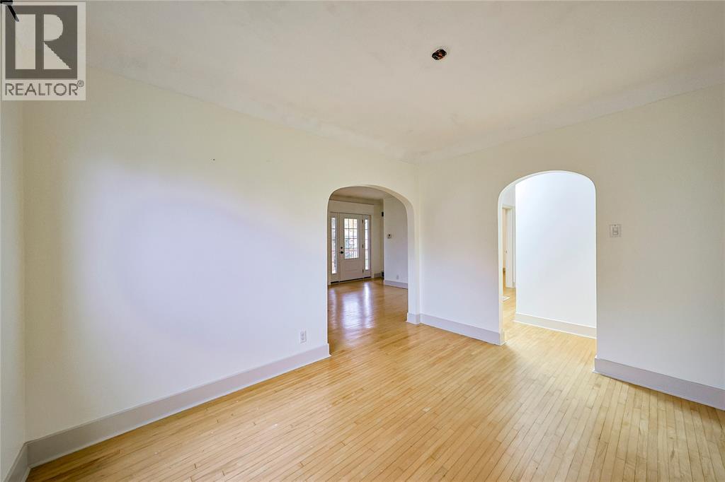 281 Hill Street Property Photo 12