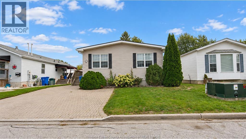 62 Malden Hill Drive Property Photo 1