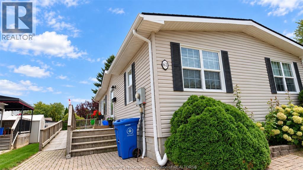 62 Malden Hill Drive Property Photo 3