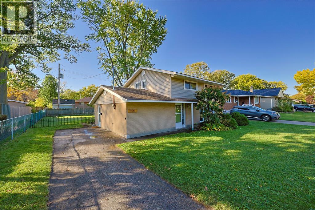 1081 Talfourd Street Property Photo 2