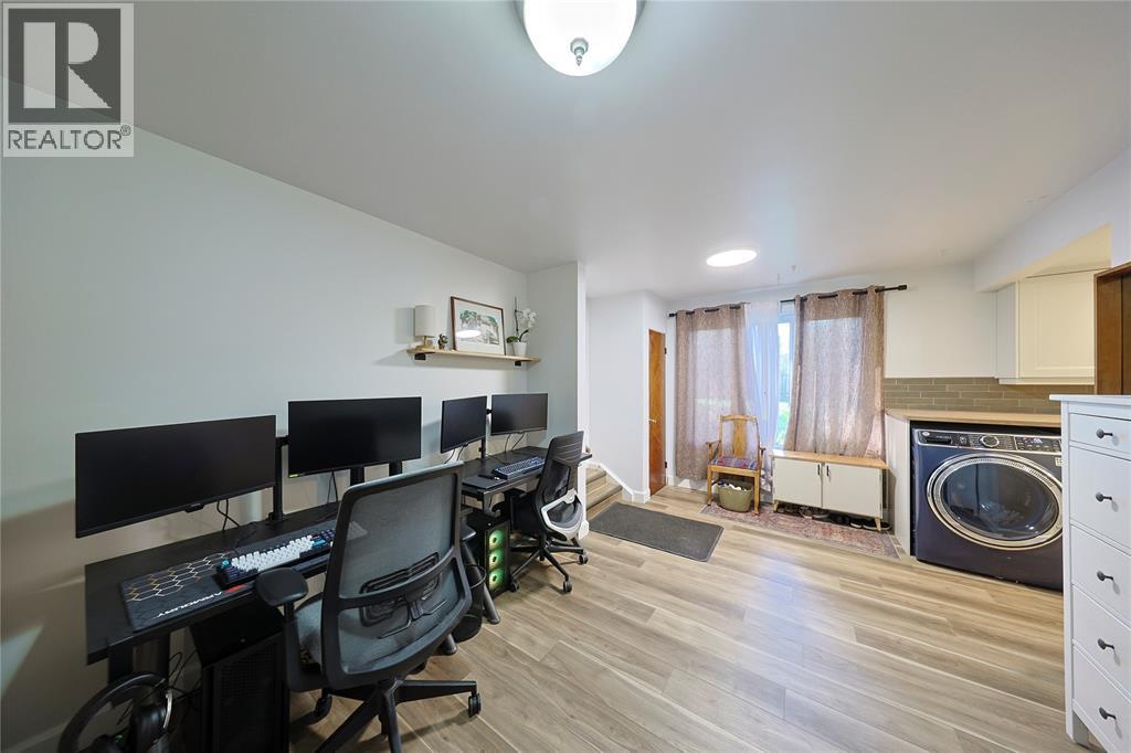 1081 Talfourd Street Property Photo 13