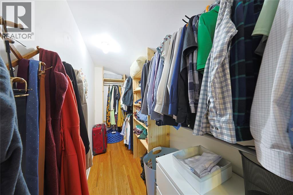 1081 Talfourd Street Property Photo 19