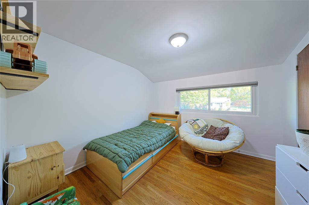 1081 Talfourd Street Property Photo 21
