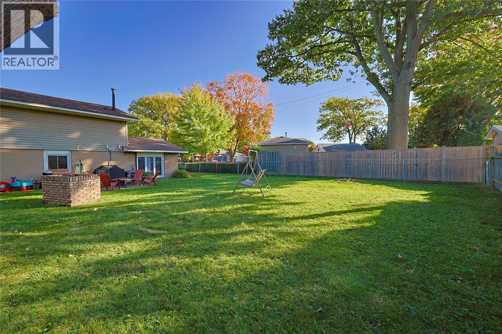 1081 Talfourd Street Property Photo 25
