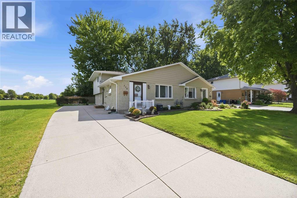 326 Trudeau Drive Property Photo 23