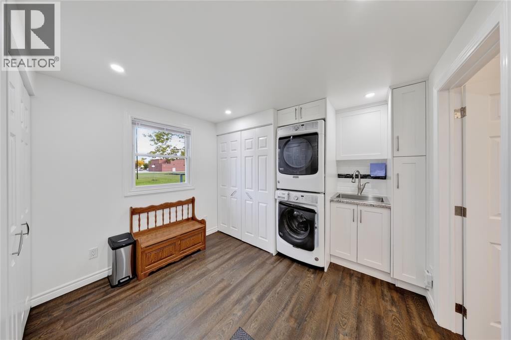 4076 Florence Avenue Property Photo 15