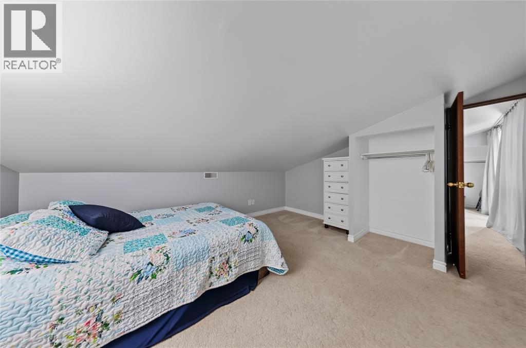 4076 Florence Avenue Property Photo 28