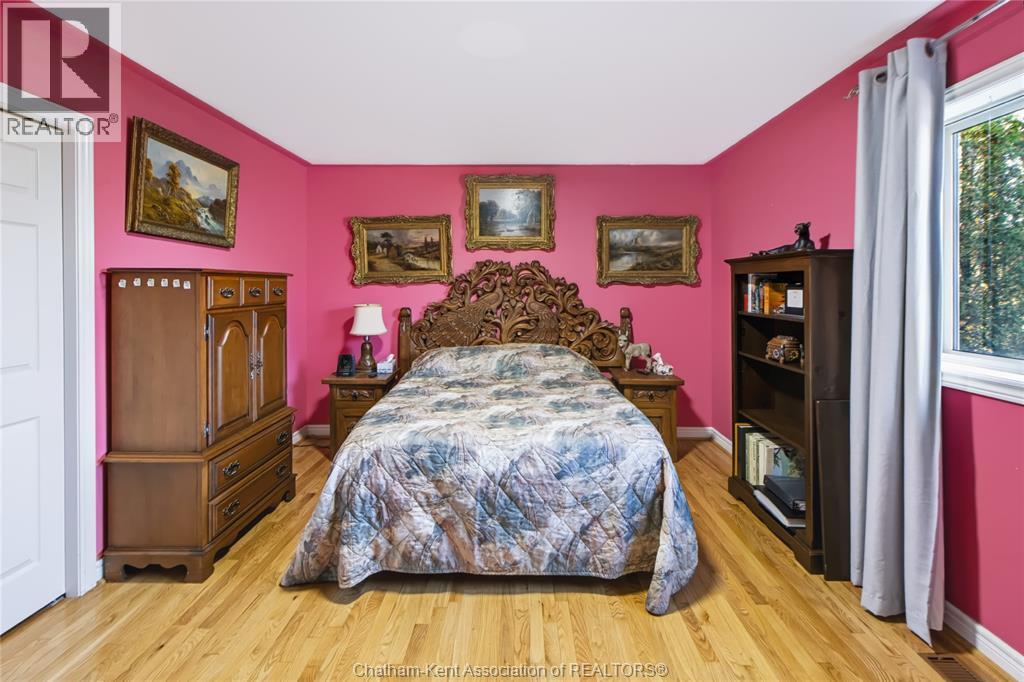 913 St George Street Property Photo 13