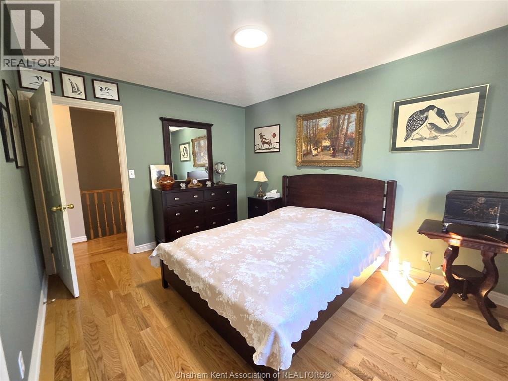 913 St George Street Property Photo 16
