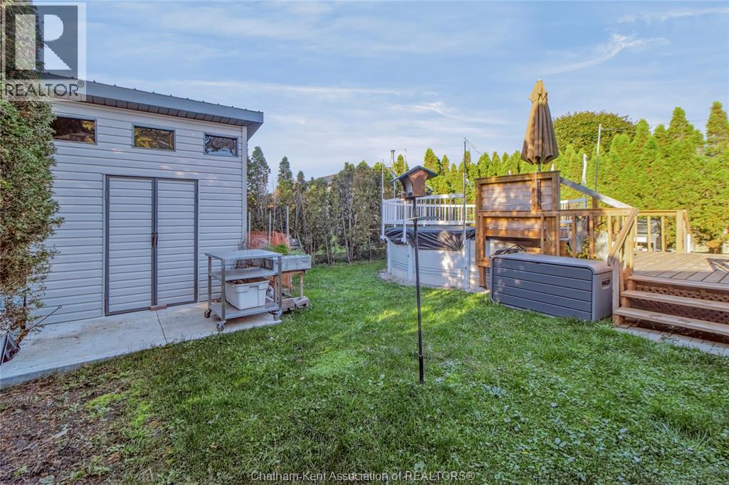 913 St George Street Property Photo 41