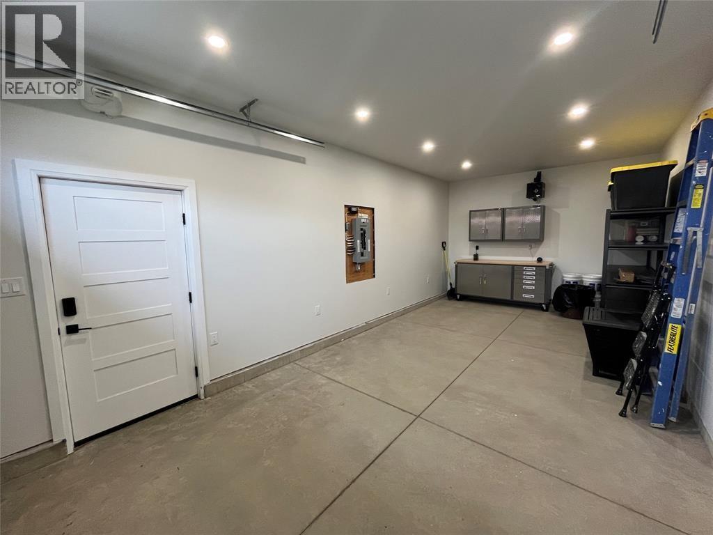 111 St Clair Street Property Photo 41