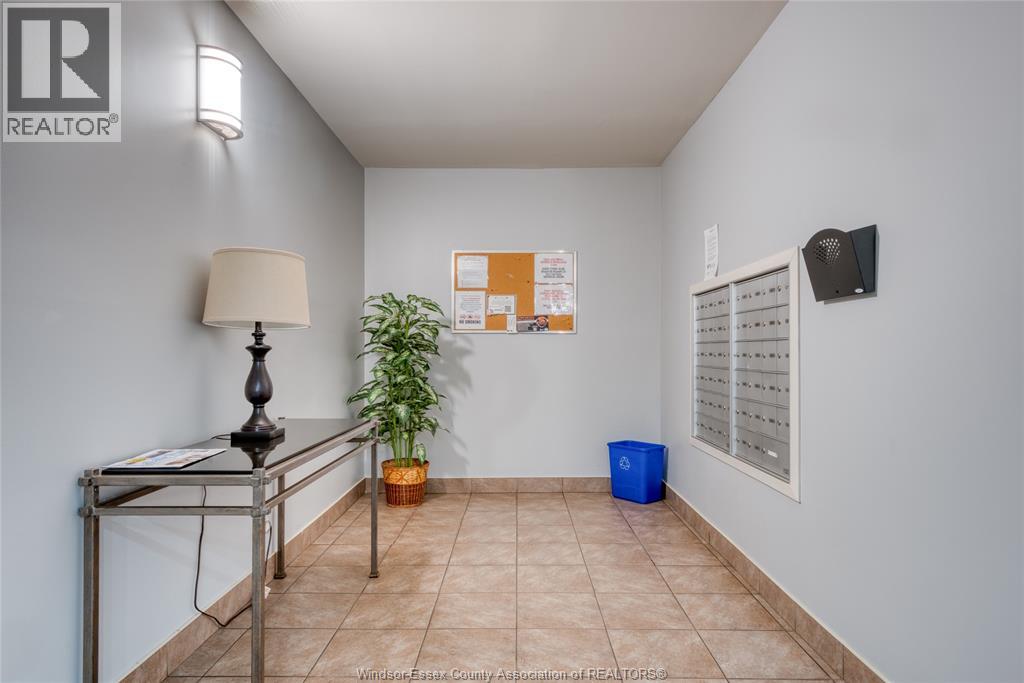 2650 Sandwich West Parkway Unit# 402 Property Photo 4