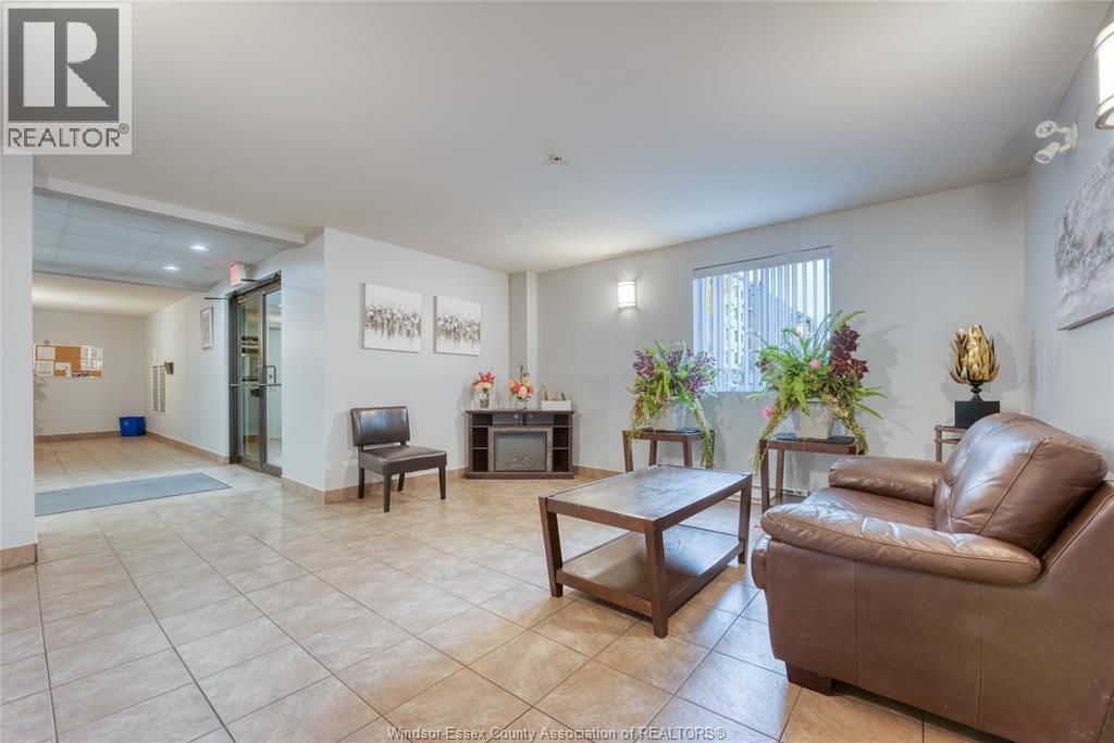 2650 Sandwich West Parkway Unit# 402 Property Photo 5