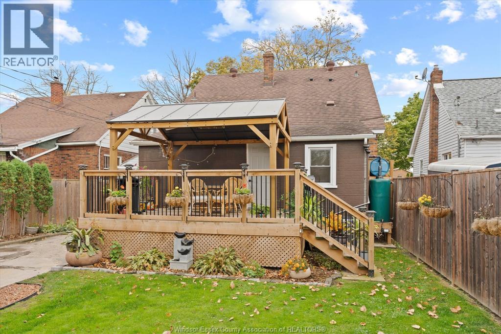 1746 Alexis Road Property Photo 31