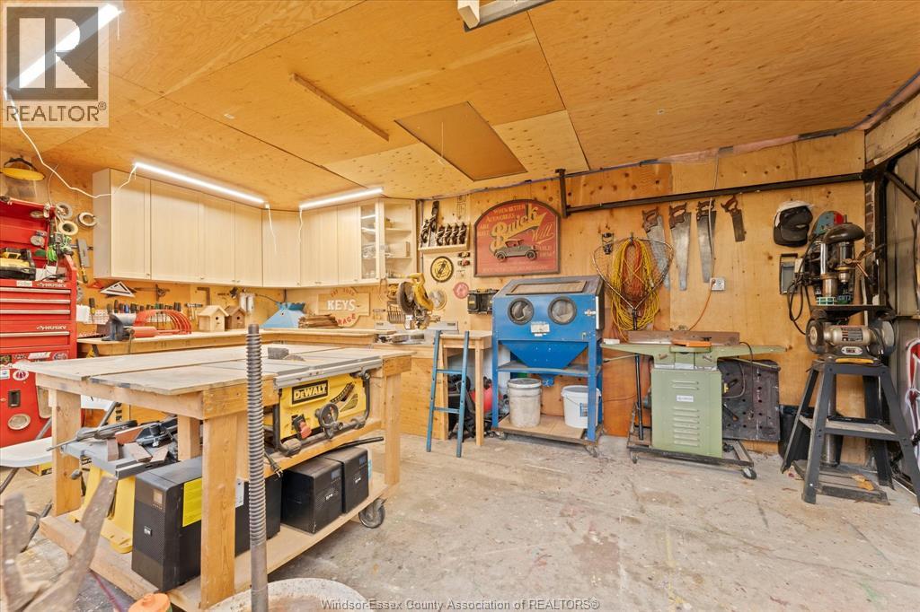 1746 Alexis Road Property Photo 36