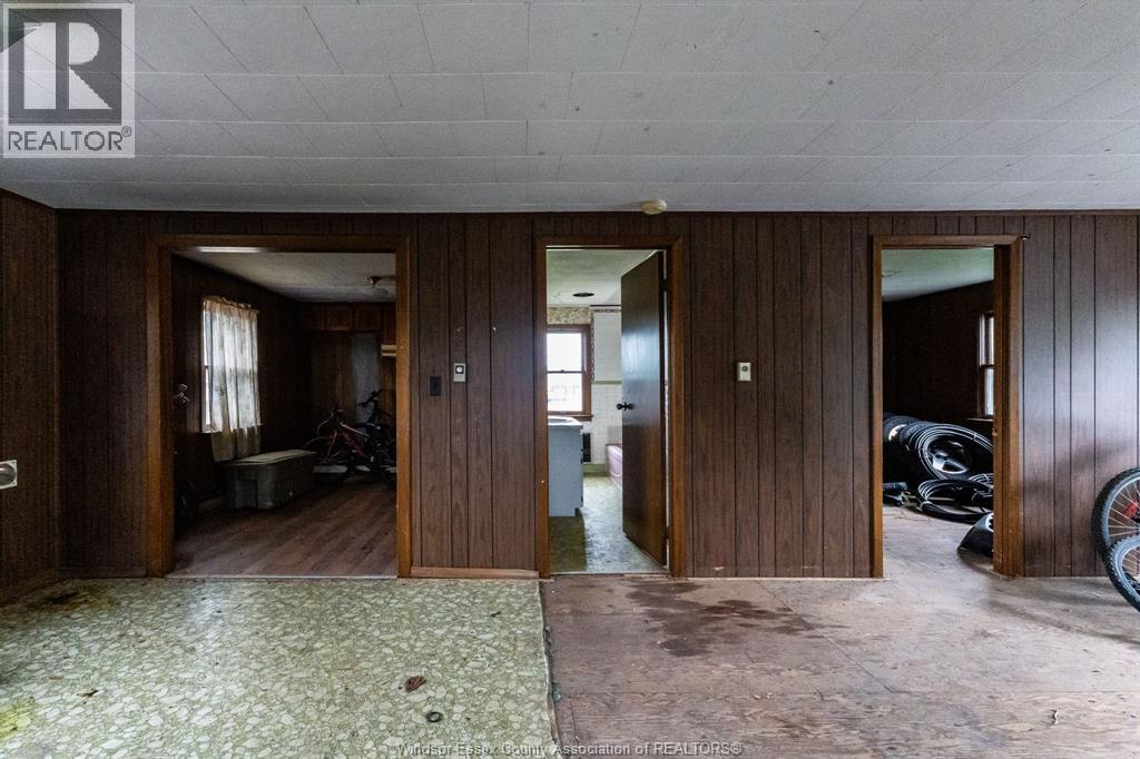 2477 Albuna Townline Property Photo 36