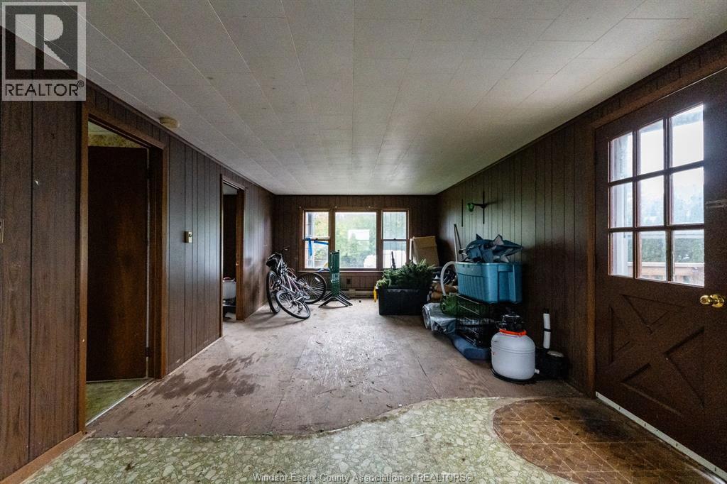 2477 Albuna Townline Property Photo 37