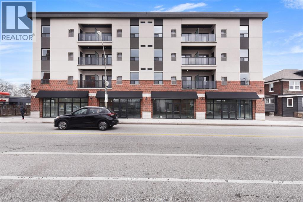 840 WYANDOTTE East Unit# 401 Property Photo 1