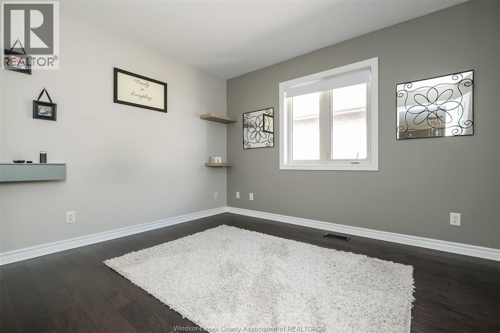 369 Pinehurst Drive Property Photo 24