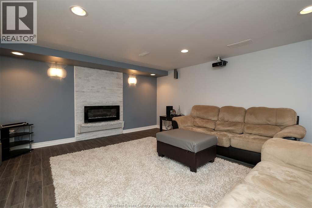 369 Pinehurst Drive Property Photo 36