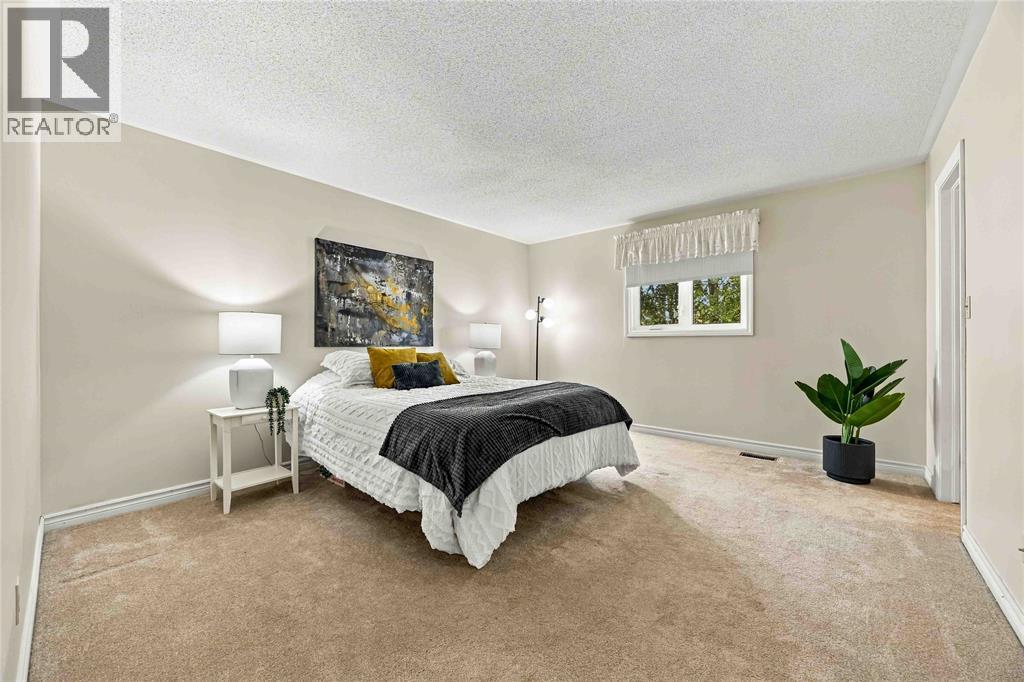 463 Althouse Court Property Photo 15
