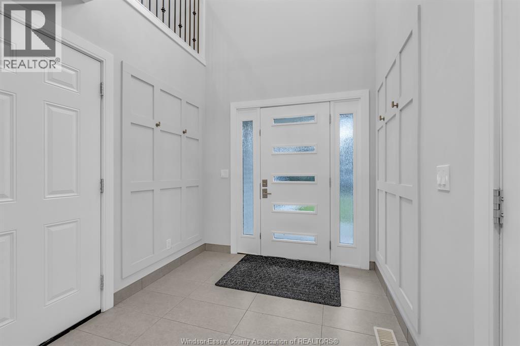 1565 Gladstone Avenue Property Photo 10