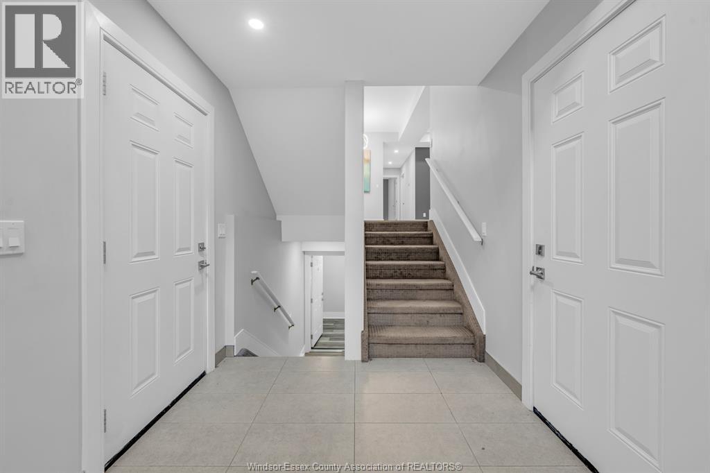 1565 Gladstone Avenue Property Photo 11