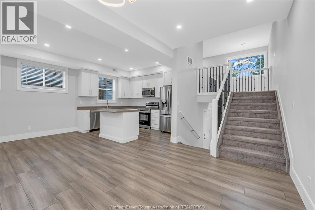 1565 Gladstone Avenue Property Photo 13