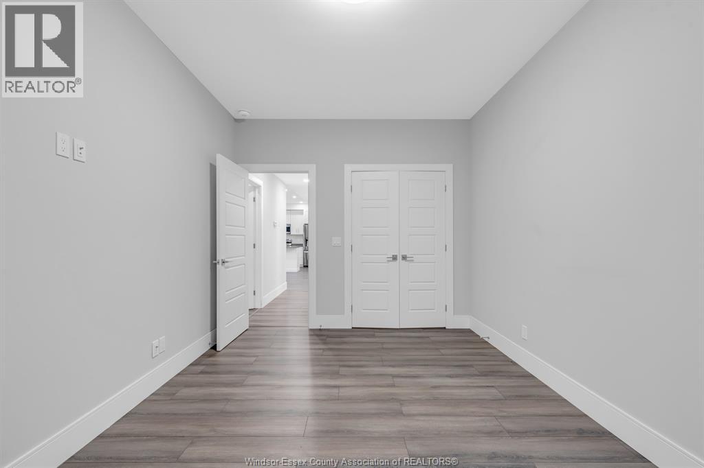 1565 Gladstone Avenue Property Photo 20