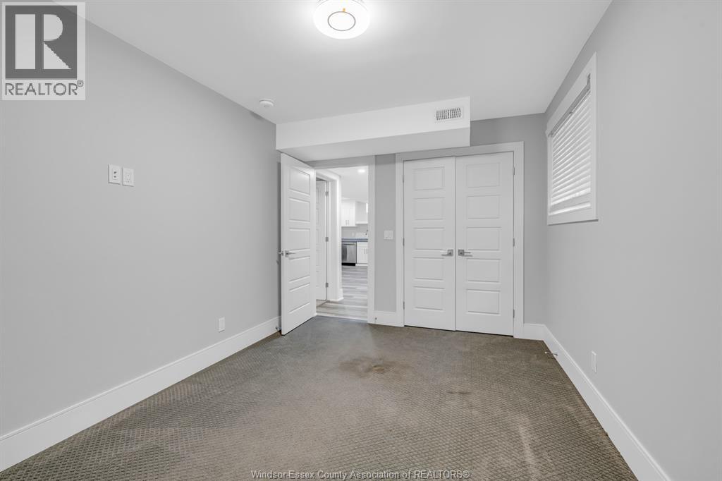 1565 Gladstone Avenue Property Photo 36