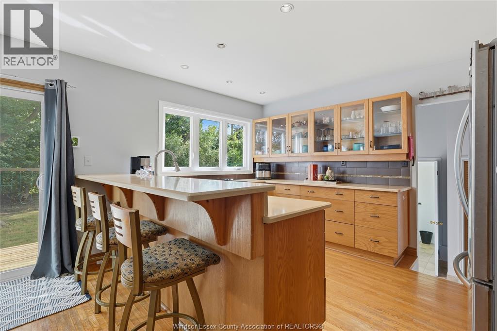 2574 Buckingham Property Photo 18