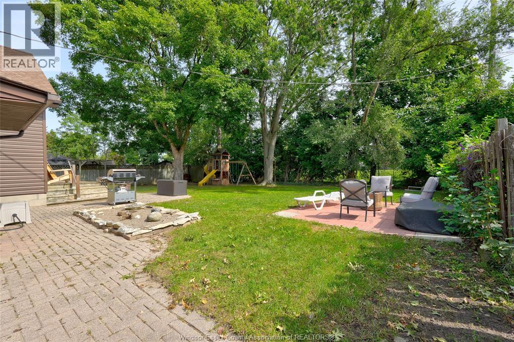 2574 Buckingham Property Photo 40