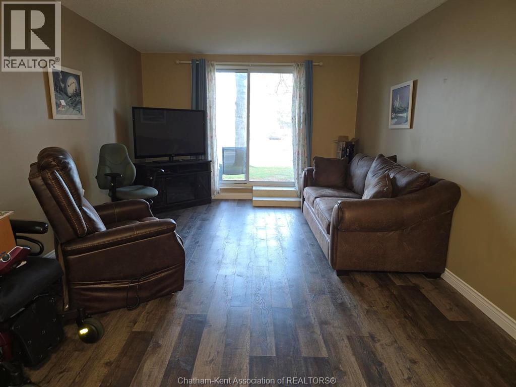 140 Park Avenue East Unit# 108 Property Photo 10