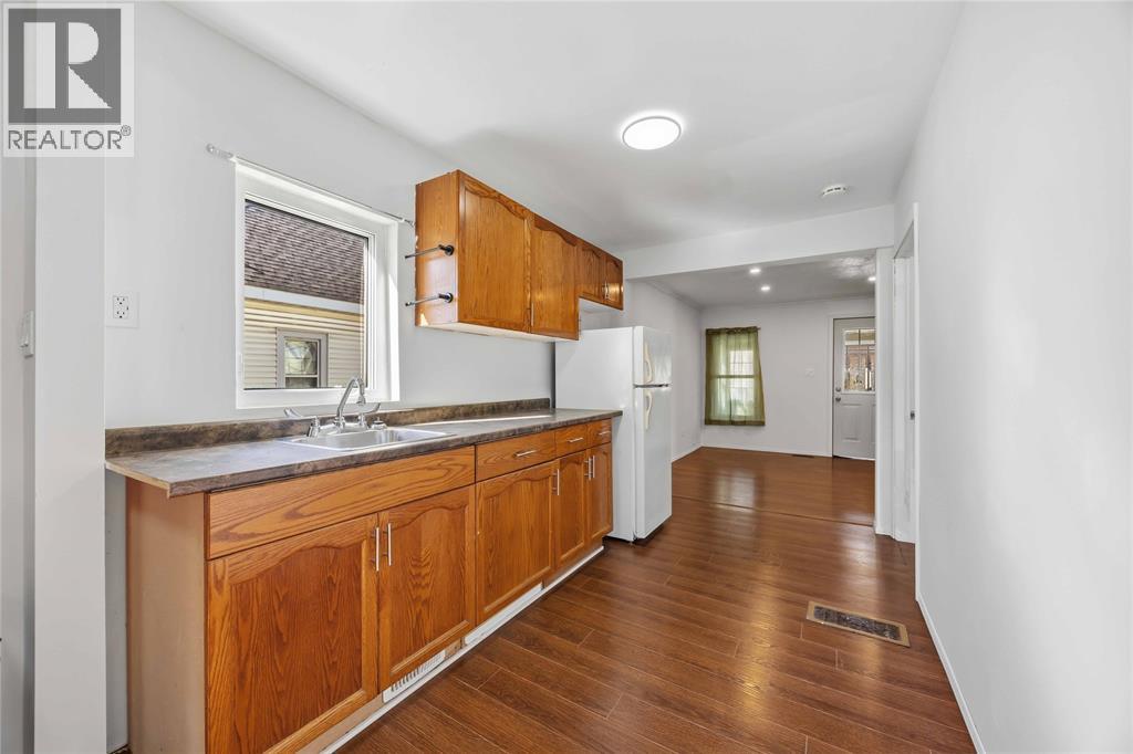 209 Queen Street Property Photo 29