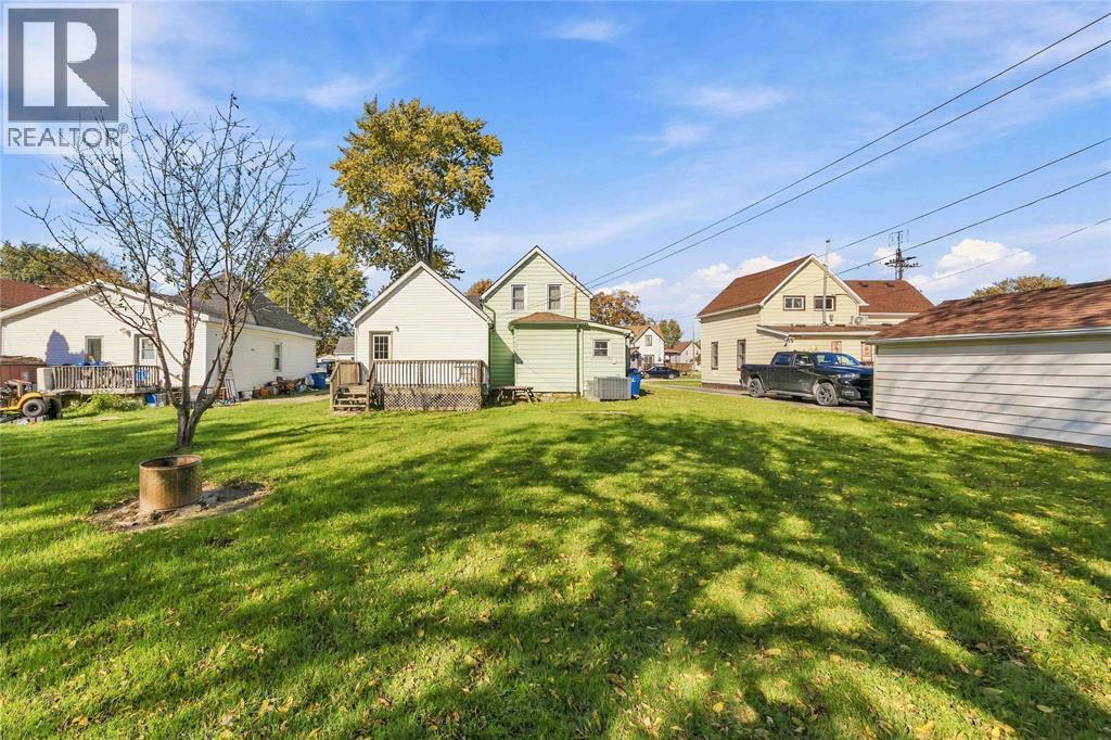 209 Queen Street Property Photo 35