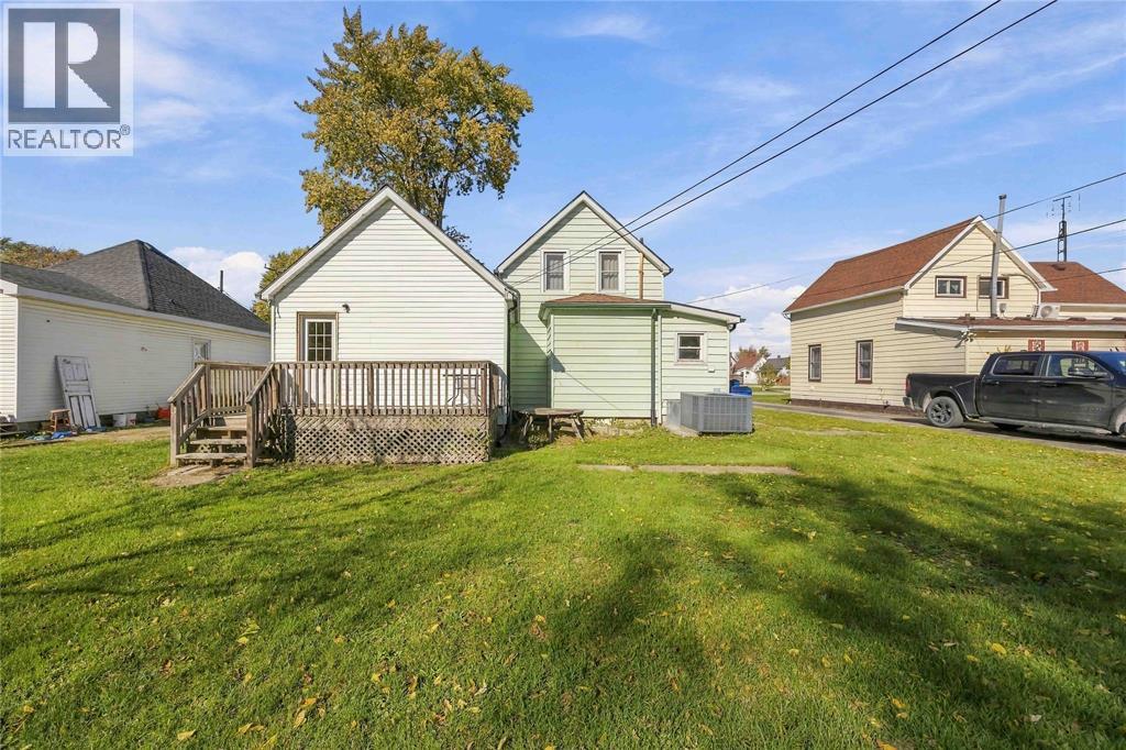 209 Queen Street Property Photo 36