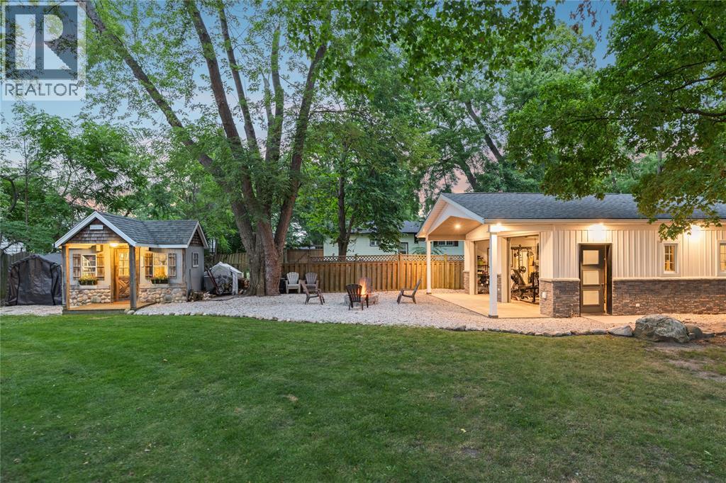1224 Emily Street Property Photo 5