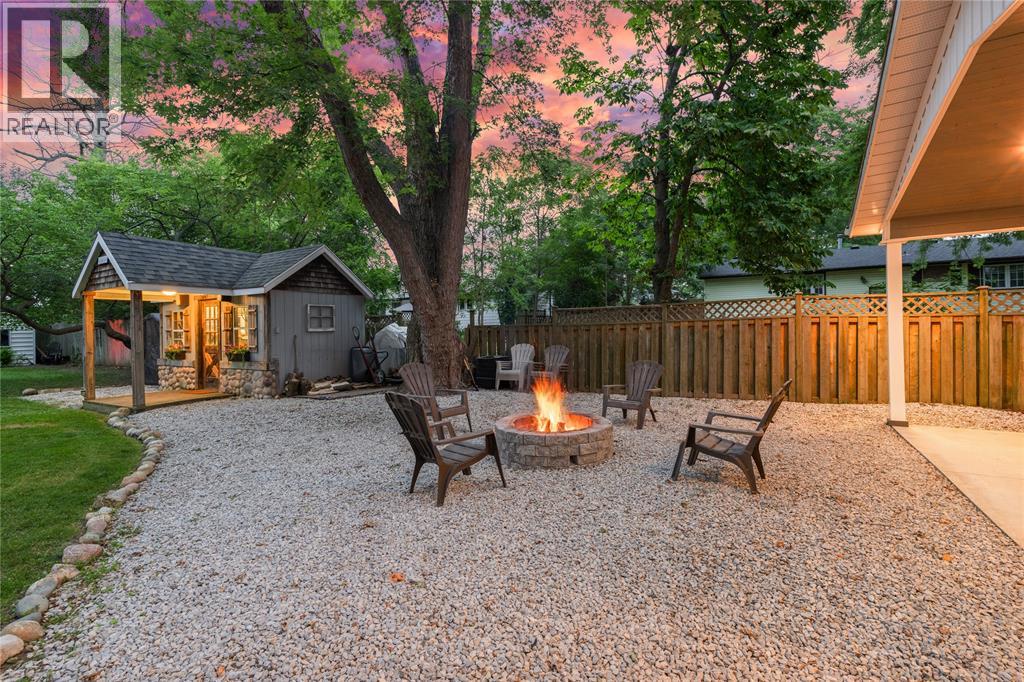 1224 Emily Street Property Photo 6